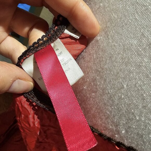 Red M Pinup Peasant Paisley Embroidered Y2K Grunge Vintage Punk Whimsgoth Top - Picture 7 of 14